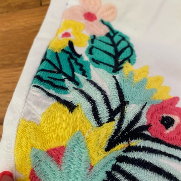 Crown & Ivy Embroidered Shorts - Picture 3 of 6